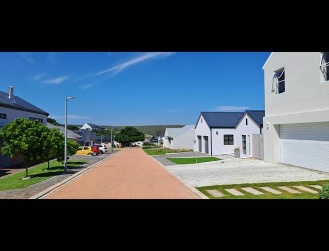 LAND FOR SALE IN STILBAAI-WES